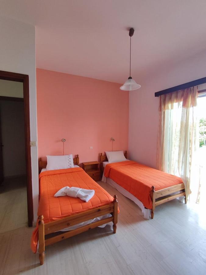 Eftichia Apartment Рода Екстериор снимка