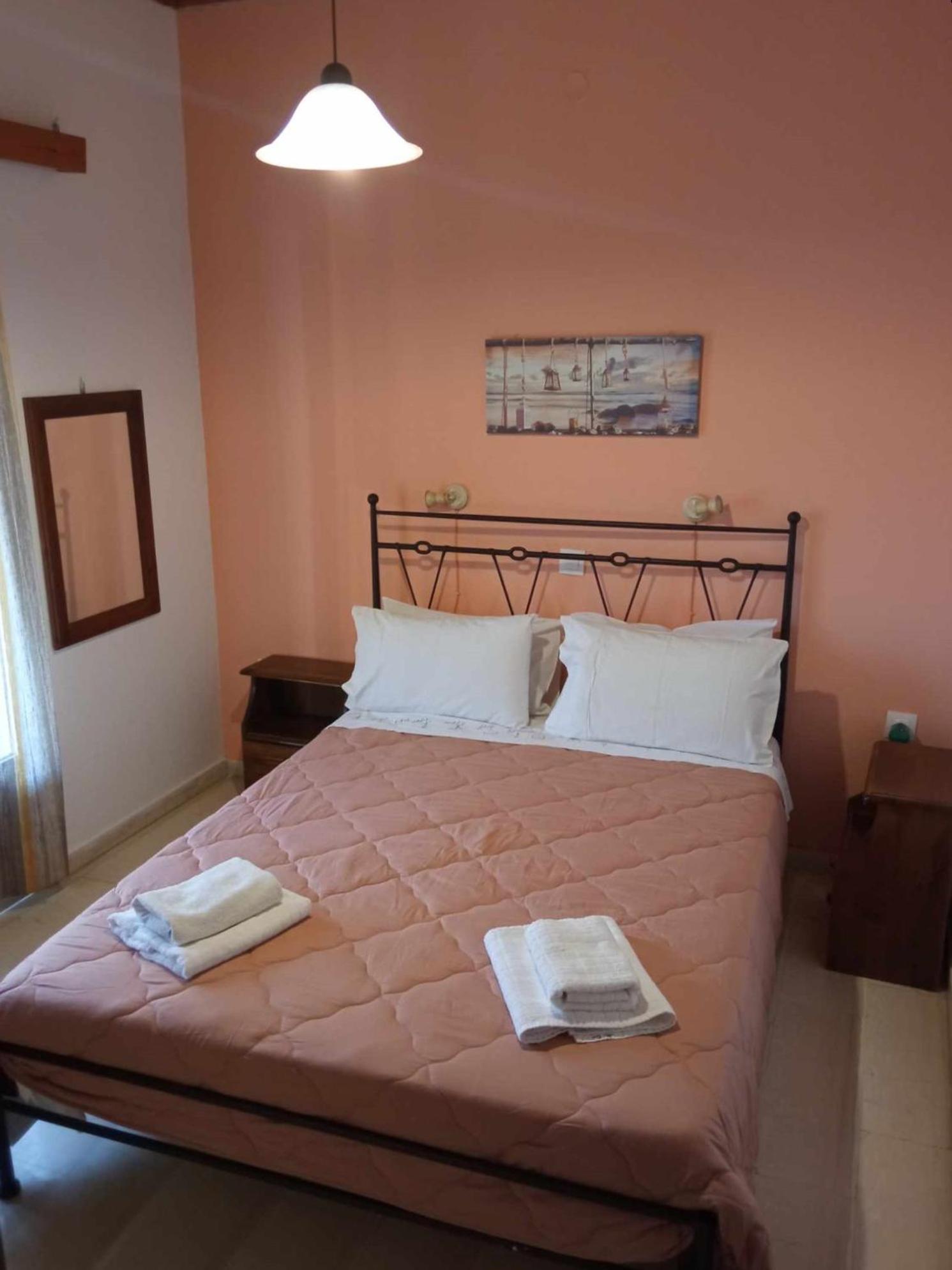Eftichia Apartment Рода Екстериор снимка